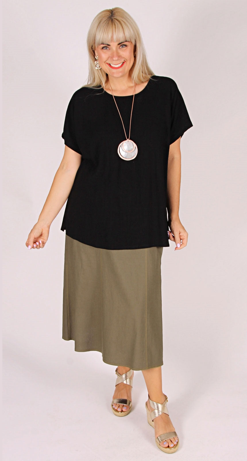 Plus size outlet khaki skirt black